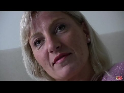 ❤️ Äiti jota me kaikki nussimme ... Lady, käyttäydy kunnolla! ☑ Super seksi at us ❤